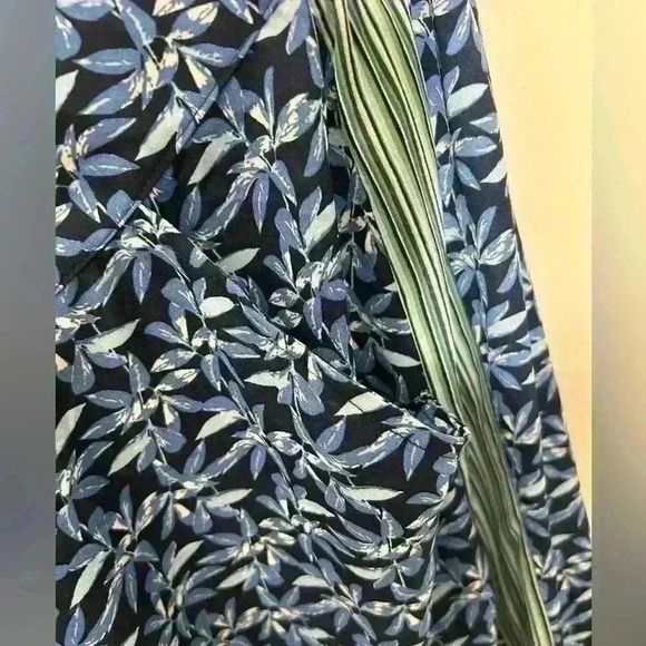 Max Studio Pants Womens Pull On Wide Leg Elastic Waist Blue Floral Size XL NWT - Picture 7 of 8